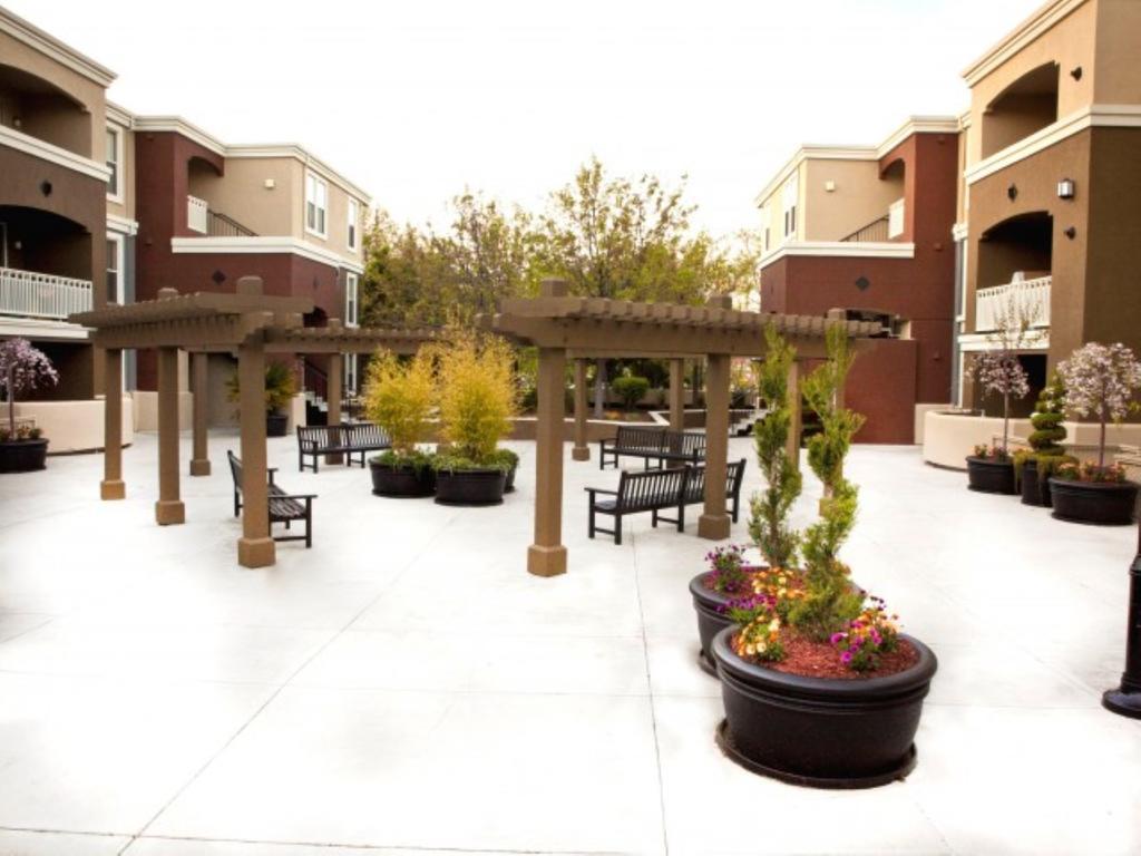 Global Luxury Suites In Cupertino Exterior foto